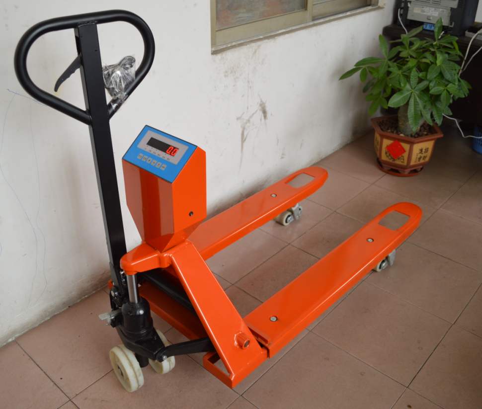 3噸電子叉車秤有幾個傳感器 物流倉庫適用嗎？